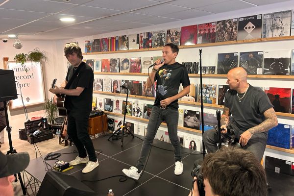 Shed Seven at the Vinilo instore in Southampton